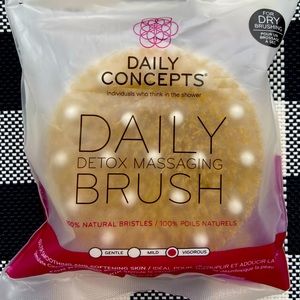 Daily Concepts Body Exfoliating Brush